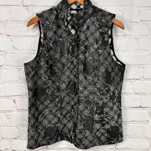 Coldwater Creek women’s quilted vest size medium 10-12 black grey lightweight